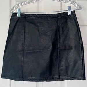 Forever 21 Black Mini Skirt